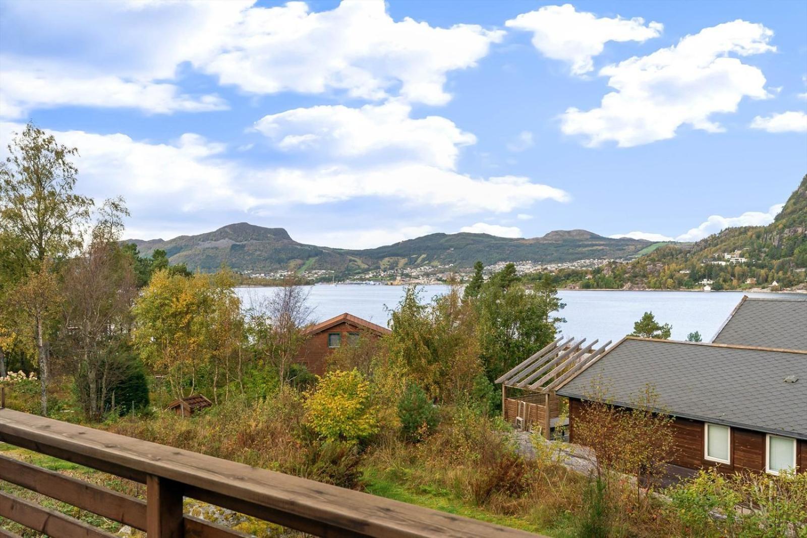 Charming House Located By The Fjord With The Pultpitrock Within Short Distance Villa Jørpeland Екстериор снимка