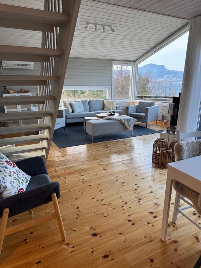 Charming House Located By The Fjord With The Pultpitrock Within Short Distance Villa Jørpeland Екстериор снимка