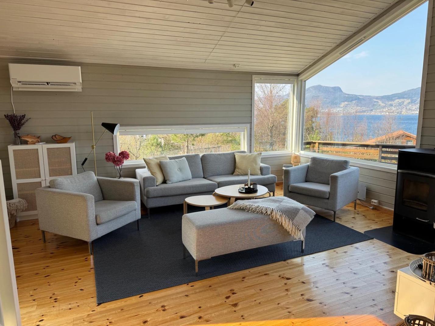 Charming House Located By The Fjord With The Pultpitrock Within Short Distance Villa Jørpeland Екстериор снимка